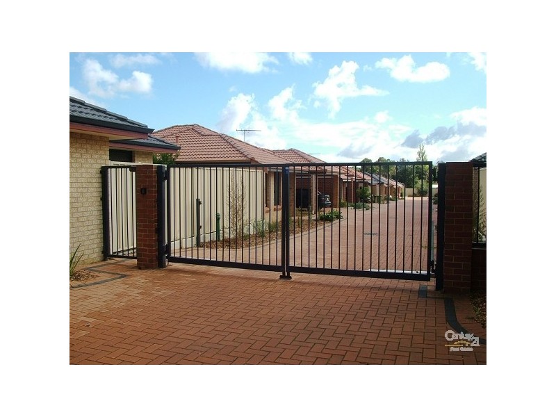 13/51 Third Ave, Kelmscott WA 6111