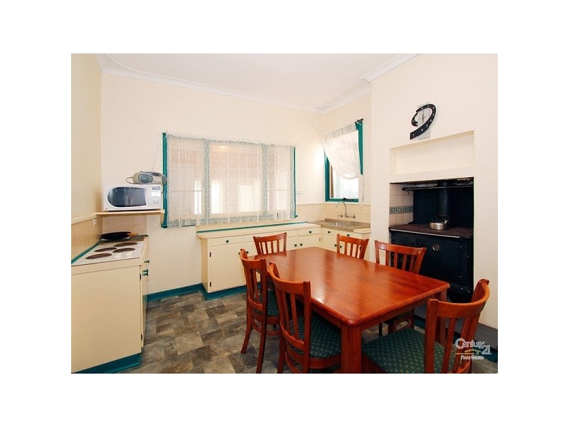 2 Brady Road, Jarrahdale WA 6124