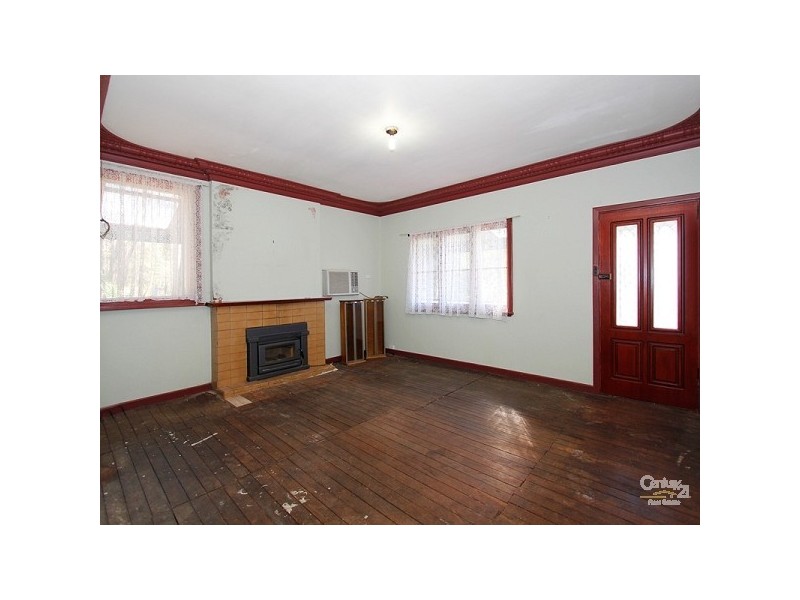 2 Brady Road, Jarrahdale WA 6124