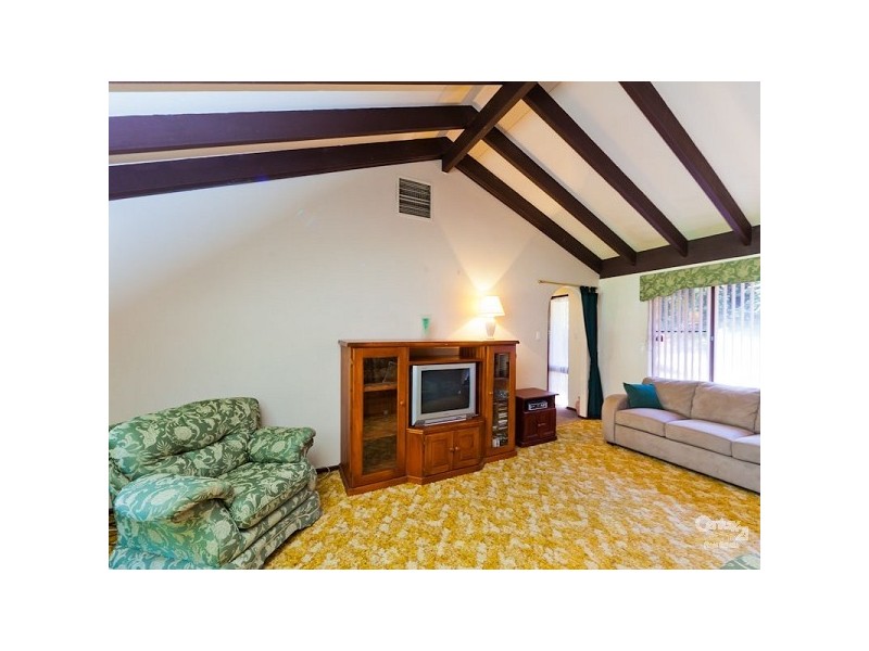 5 Fountains Court, Armadale WA 6112