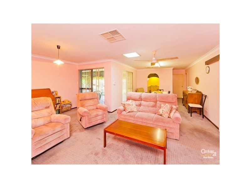 5 Fountains Court, Armadale WA 6112