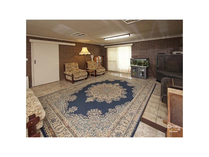 20 Valentine Road, Kelmscott WA 6111