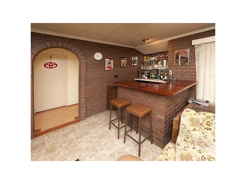 20 Valentine Road, Kelmscott WA 6111