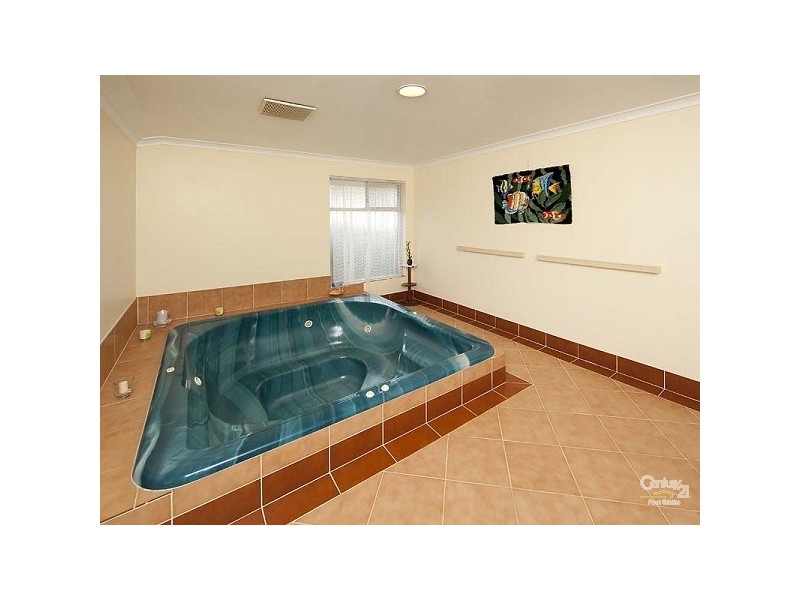 20 Valentine Road, Kelmscott WA 6111