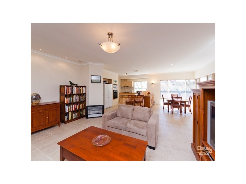 24 Gundaring Turn, Canning Vale WA 6155