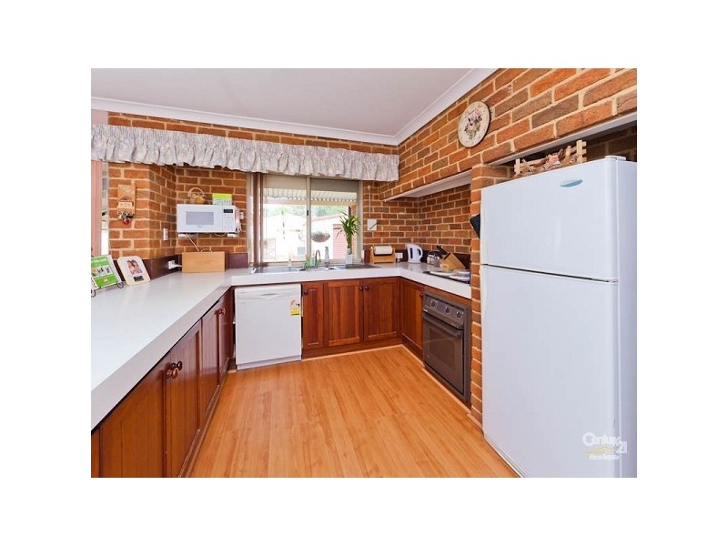 8 Skye Close, Camillo WA 6111