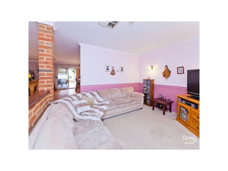 8 Skye Close, Camillo WA 6111
