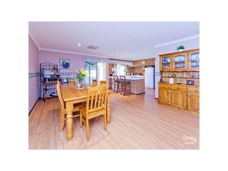 8 Skye Close, Camillo WA 6111