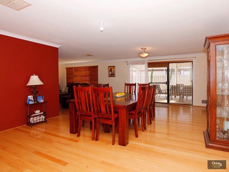 8 Cabra Avenue, Seville Grove WA 6112