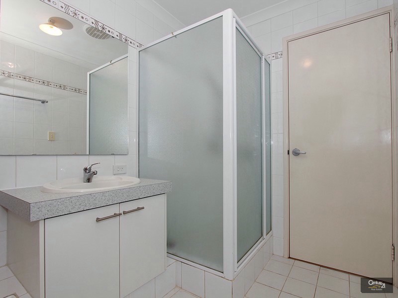 8 Cabra Avenue, Seville Grove WA 6112
