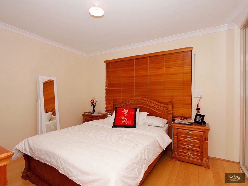 8 Cabra Avenue, Seville Grove WA 6112