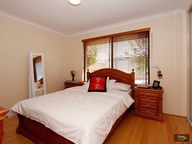 8 Cabra Avenue, Seville Grove WA 6112