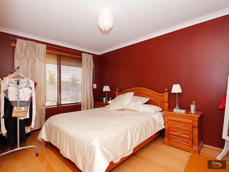 8 Cabra Avenue, Seville Grove WA 6112