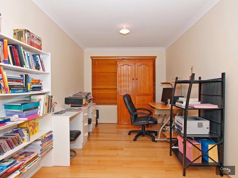 8 Cabra Avenue, Seville Grove WA 6112
