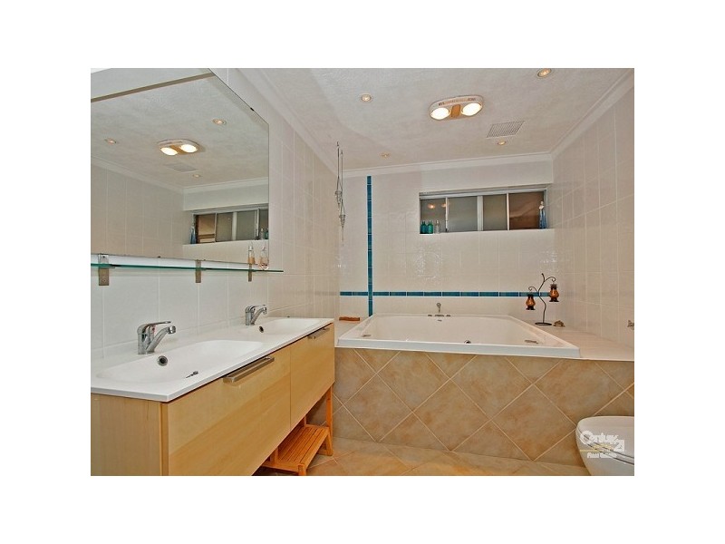 17 Kurrajong Street, Roleystone WA 6111