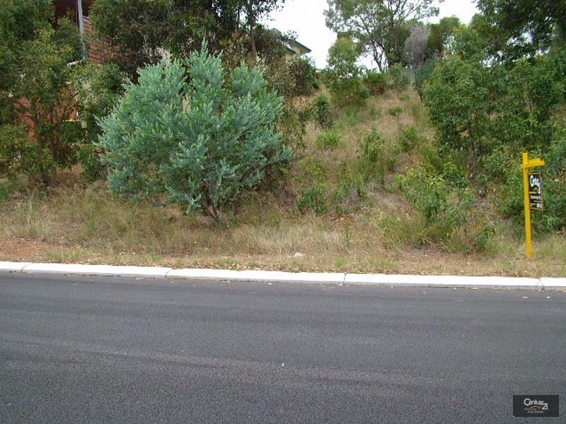 33 Angorra, Mount Nasura WA 6112