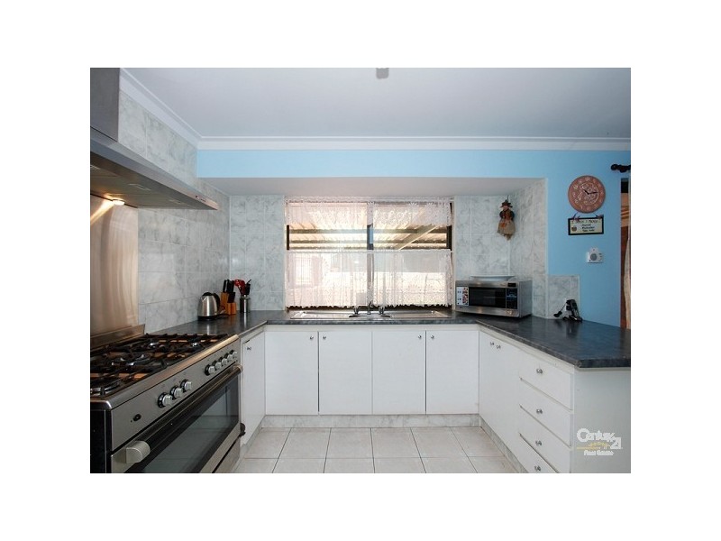 13 Kellerman Way, Gosnells WA 6110