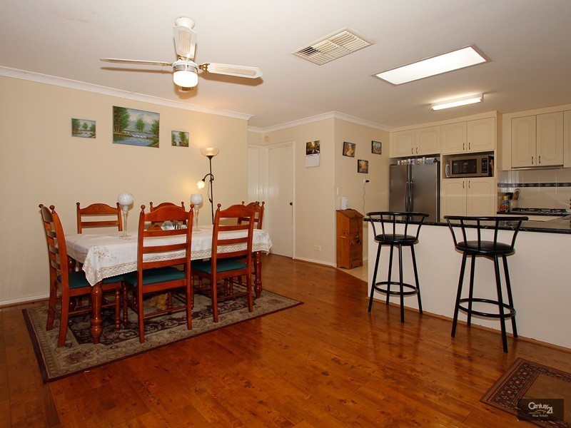 53 Inverness Circle, Camillo WA 6111