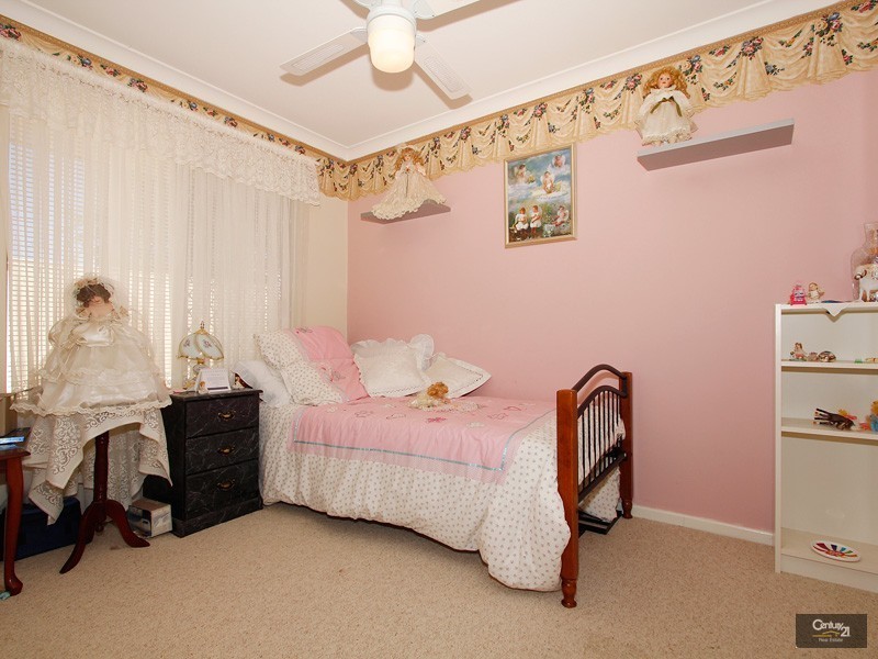 53 Inverness Circle, Camillo WA 6111