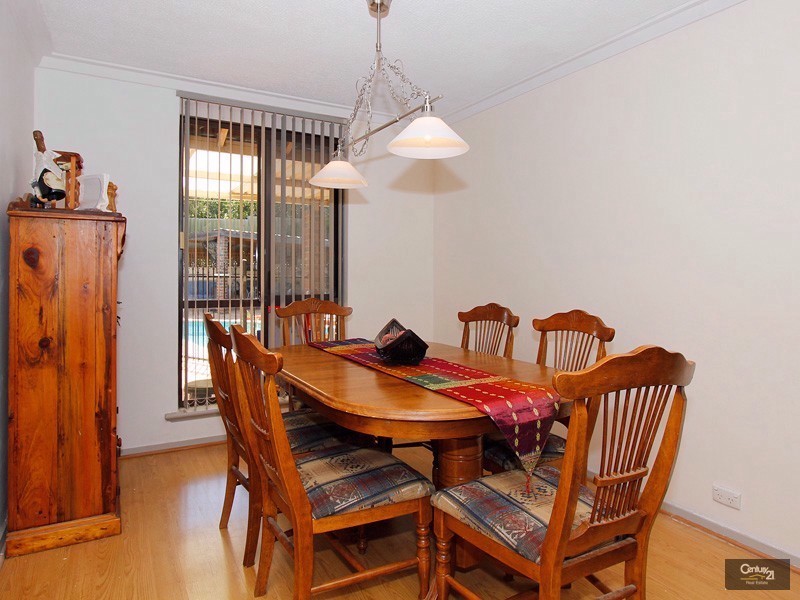 13 Barranduna Drive, Mount Nasura WA 6112