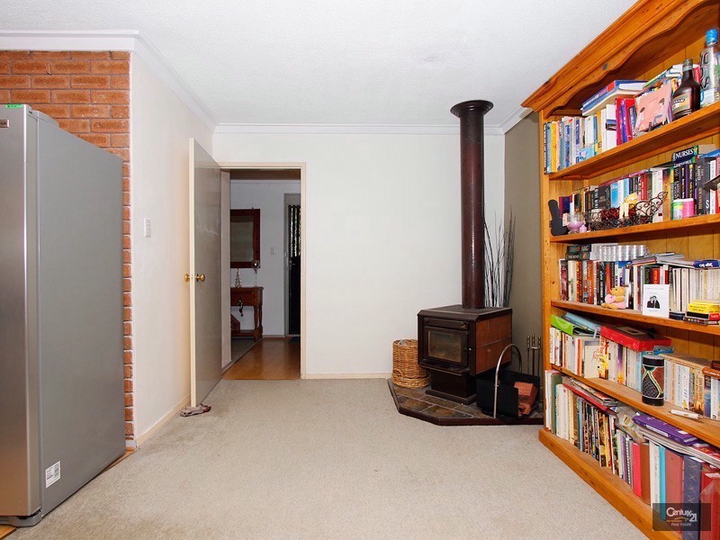 13 Barranduna Drive, Mount Nasura WA 6112