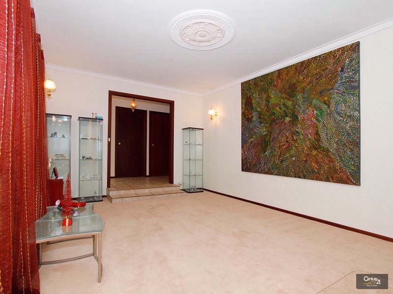 101 Burrows Retreat, Bedfordale WA 6112