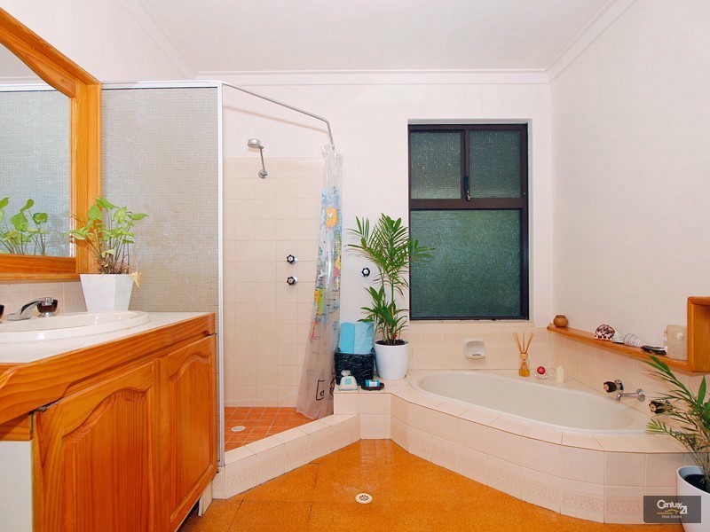 101 Burrows Retreat, Bedfordale WA 6112