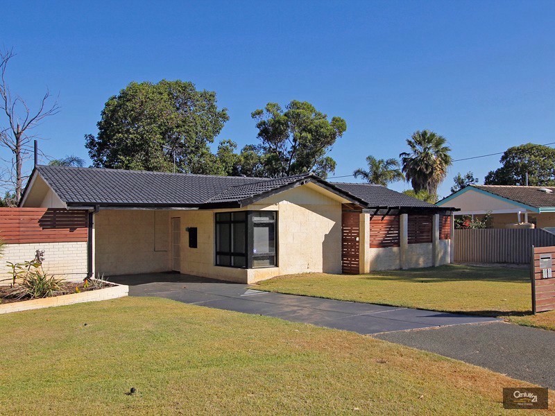 44 Waratah Drive, Camillo WA 6111