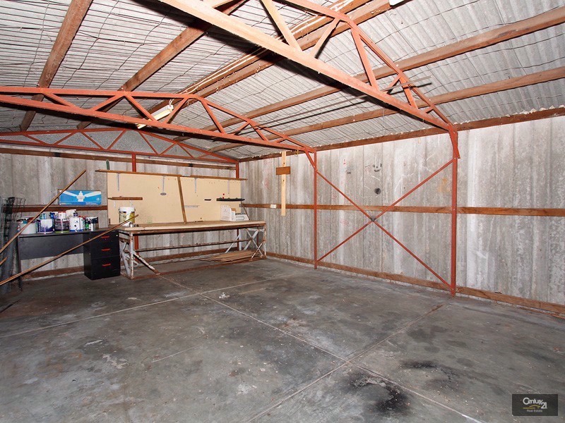 44 Waratah Drive, Camillo WA 6111