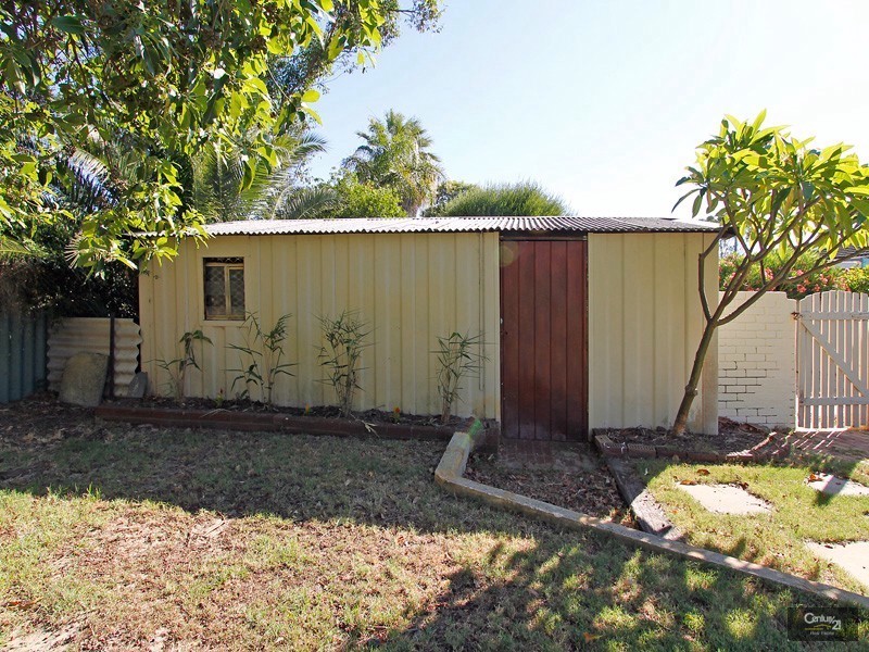 44 Waratah Drive, Camillo WA 6111