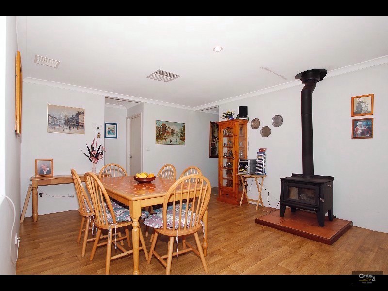 17 Teal Brook Circle, Seville Grove WA 6112