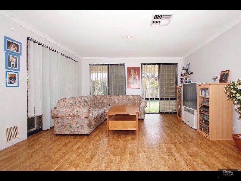 17 Teal Brook Circle, Seville Grove WA 6112