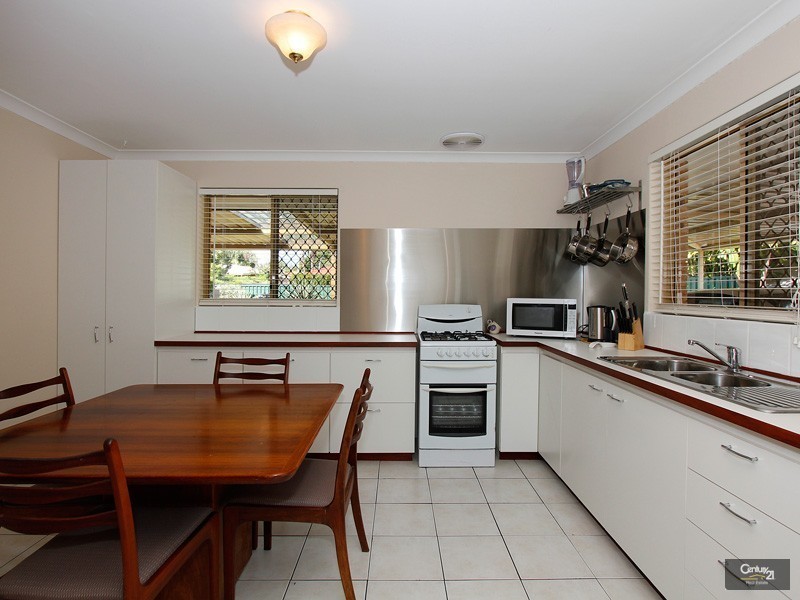 28 Eureka Place, Seville Grove WA 6112