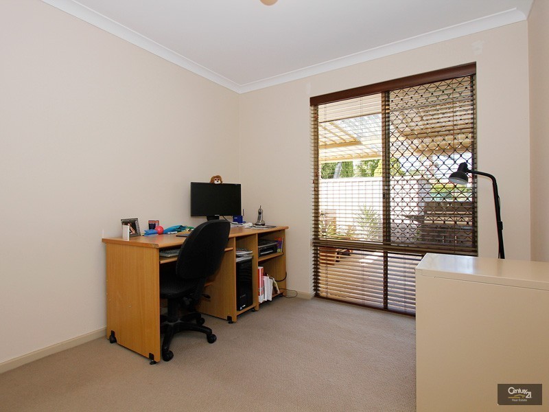 28 Eureka Place, Seville Grove WA 6112