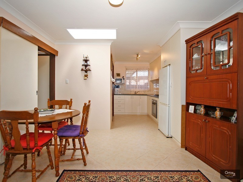 4/6 Toorak Road, Armadale WA 6112