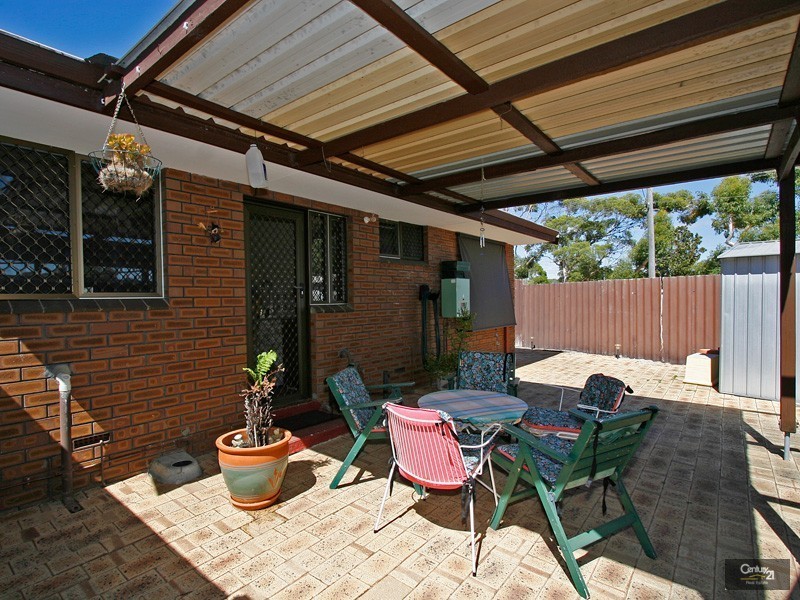 4/6 Toorak Road, Armadale WA 6112