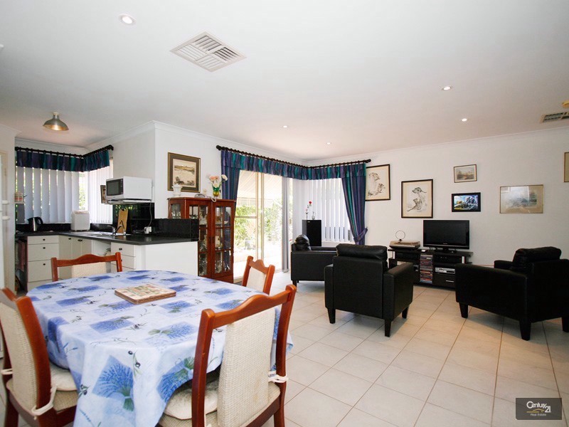 3 – 60 Vahland Ave, Riverton WA 6148