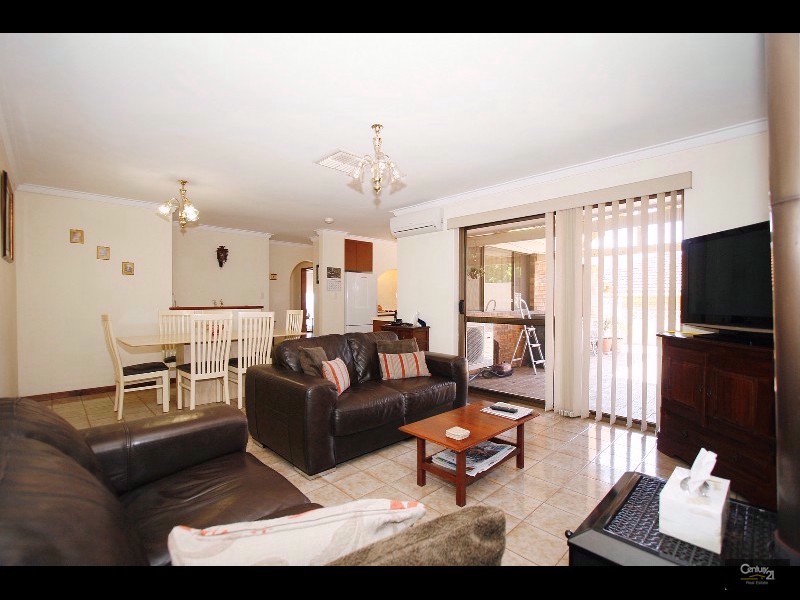 26 Ashley Drive, Kelmscott WA 6111