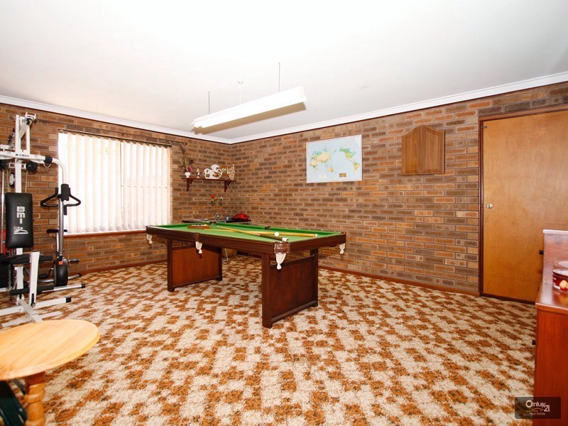 26 Ashley Drive, Kelmscott WA 6111