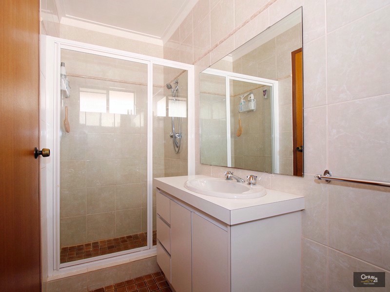 26 Ashley Drive, Kelmscott WA 6111