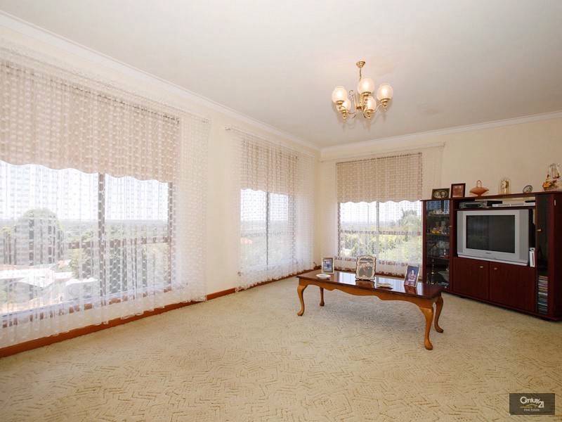 26 Ashley Drive, Kelmscott WA 6111