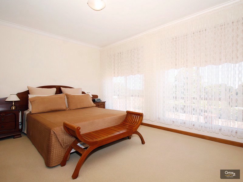 26 Ashley Drive, Kelmscott WA 6111