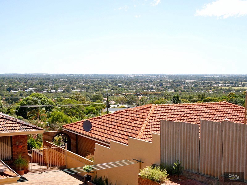 26 Ashley Drive, Kelmscott WA 6111