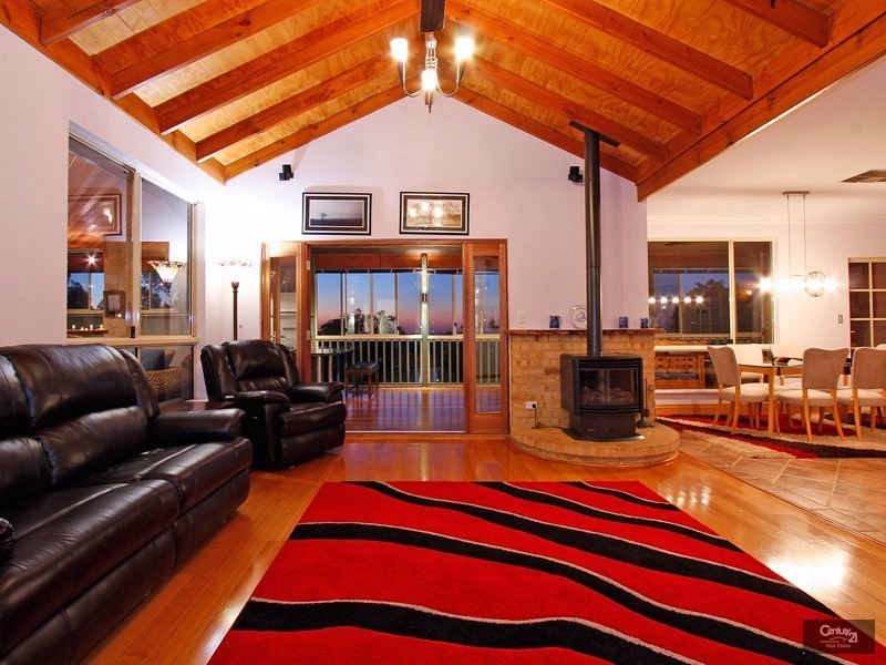 58  Carrick Road, Mount Richon WA 6112