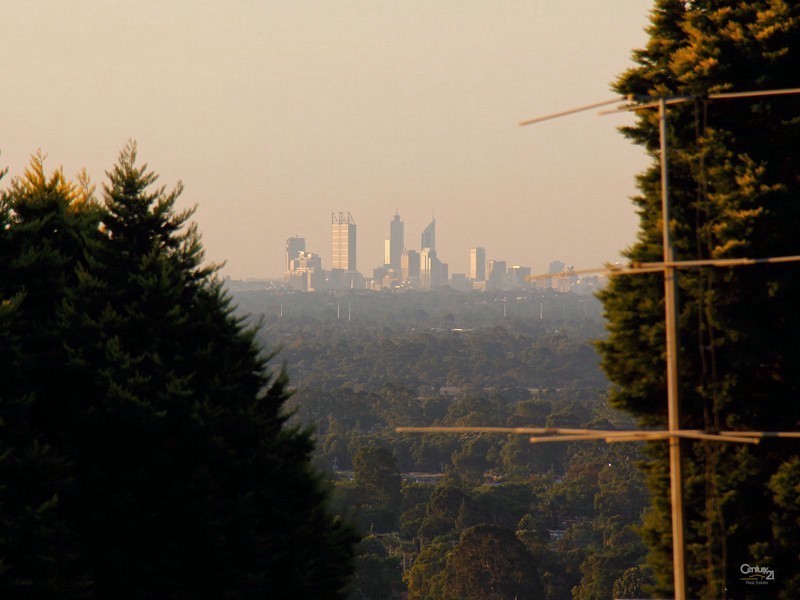 58  Carrick Road, Mount Richon WA 6112