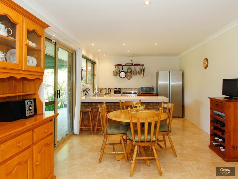 42 Chidzey Drive, Seville Grove WA 6112