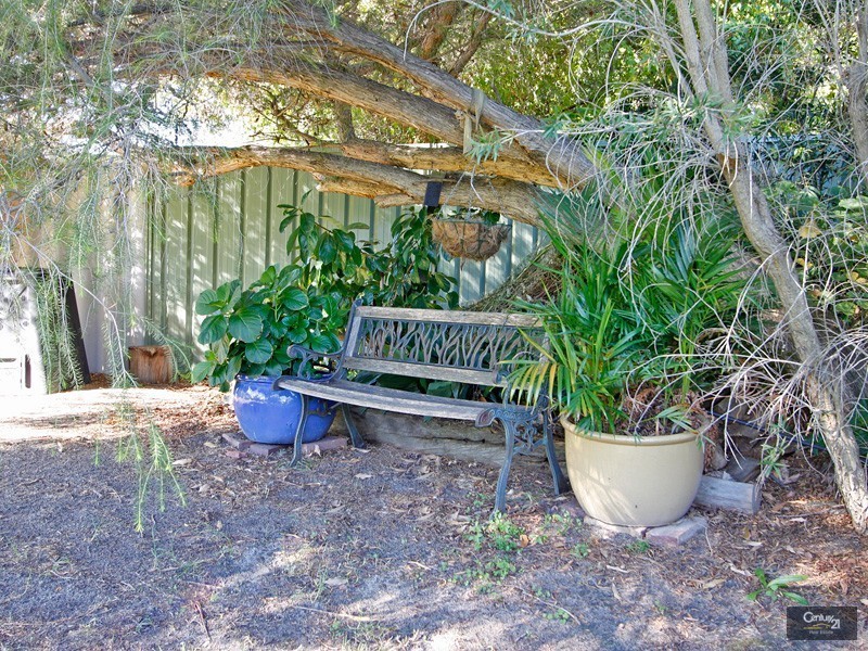 42 Chidzey Drive, Seville Grove WA 6112