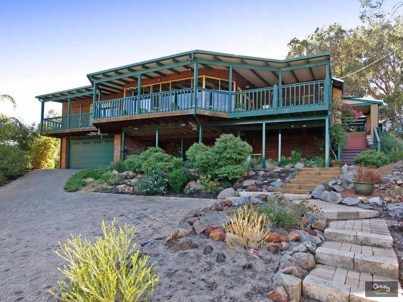 94 Roberts Road, Kelmscott WA 6111