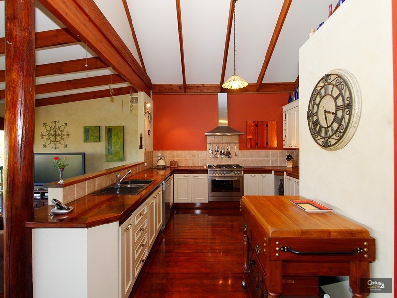 94 Roberts Road, Kelmscott WA 6111