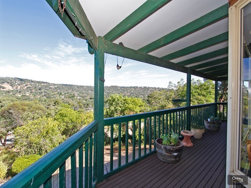 94 Roberts Road, Kelmscott WA 6111